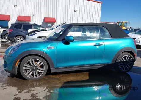 2021 Mini Convertible Cooper S z USA, uszkodzony, nr VIN WMWWJ5C0XM3N21583